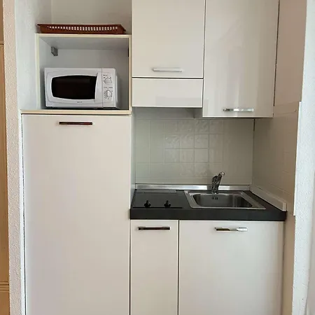 דירה Heliopolis Ab 322 - 2 Personnes אגדה